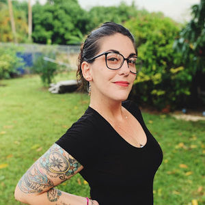 Meet your Posher, Flavia